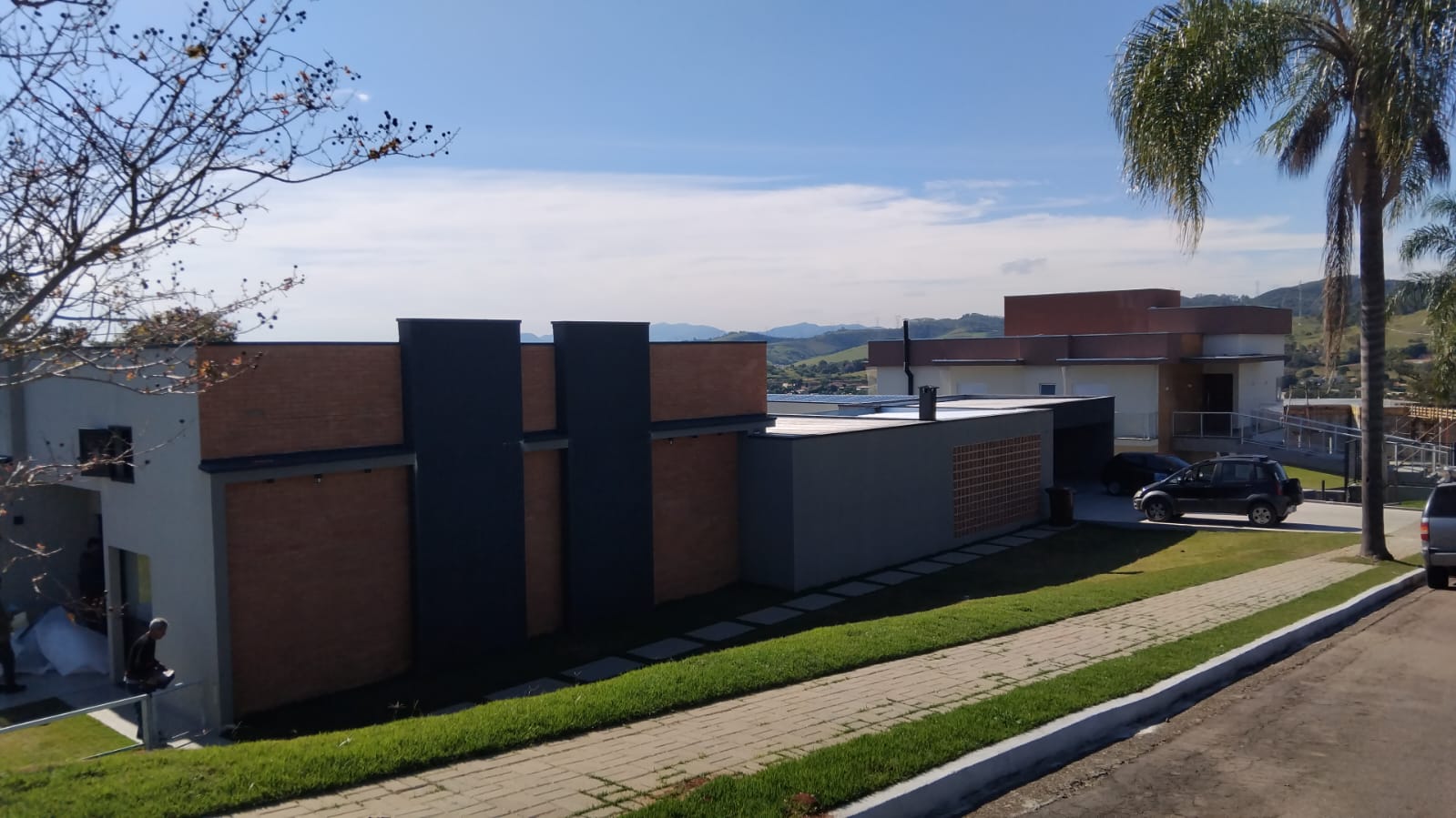 Detalhe externo da residência em Taubaté